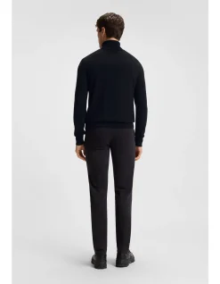 Akiro_S-Knitwear