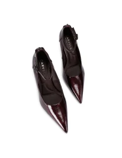 Alto Pointed Toe Court Shoe