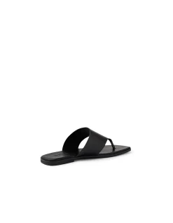 AMII Wide Strap Leather Thong Sandals