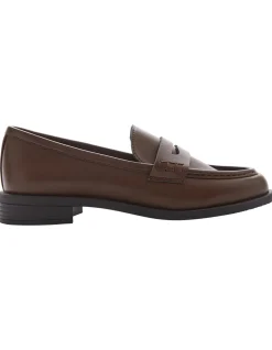 ARCADE LOAFERS