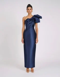 ASHTON GOWN