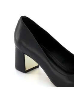 Assure Block Heel Pump