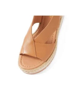 Axus Cross Strap Leather Platform Sandals