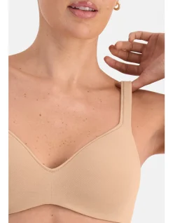 BARELY THERE BREATHE WIREFREE BRA
