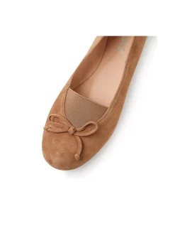 Beckit Elastic Strap Suede Ballet Flats