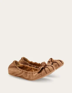 BOW EMBELLISHED BALLET FLAT