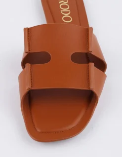 CALF FLAT SANDAL