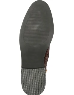 CAPE ANKLE BOOT