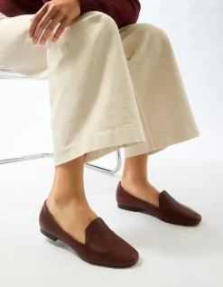 CASTLE LOAFER