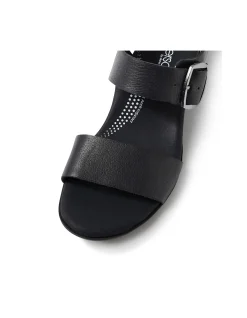 Clariss Black Leather Sandals
