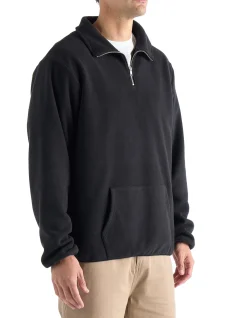 Classic Quarter Zip