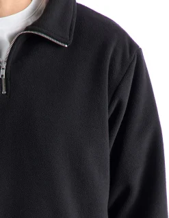 Classic Quarter Zip