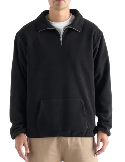 Classic Quarter Zip
