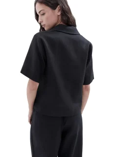 COLLARED LINEN TOP