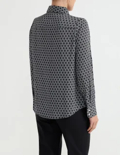 CONCEALED PLACKET SHIRT