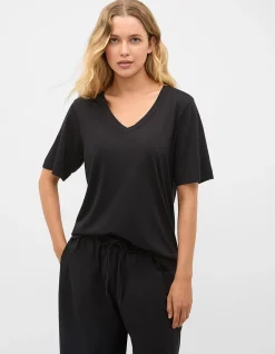 COTTON V NECK RELAXED TEE