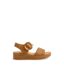 Cubbie Buckled Platform Leather Sandals
