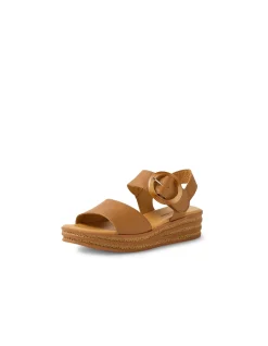 Cubbie Buckled Platform Leather Sandals