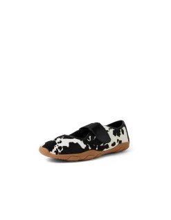 Dafne Cow Pony Strap Ballet Flats