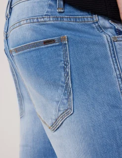 Damian Slim Stretch Light Indigo Denim Jeans