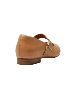 DANIELLE FLAT
