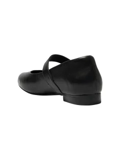 DANIELLE FLAT