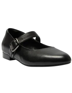 DANIELLE FLAT