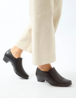 DAVE LEATHER FLAT