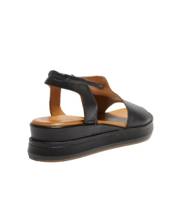 DEJA LEATHER SANDAL