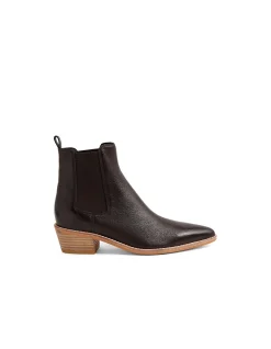 Diskel Pointed Toe Leather Chelsea Boots