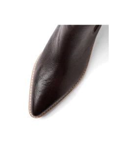 Diskel Pointed Toe Leather Chelsea Boots
