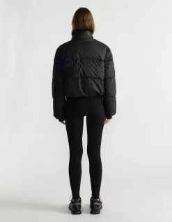 D-LUXE SHORT PUFFER JACKET