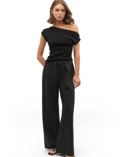 DRAPE SHOULDER KNIT