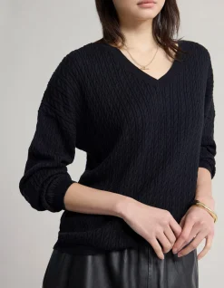 DREW CABLE V-NECK KNIT
