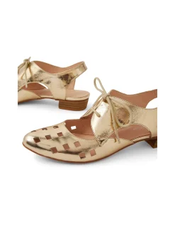 Eith Cut Out Lace Up Leather Flats