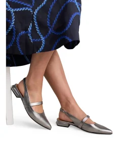 Elisa Metallic Pointed Flat
