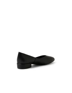 Eneska Low Block Heel Leather Pumps
