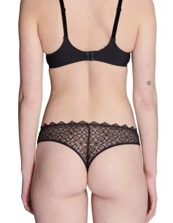 ESCALE TANGA