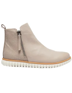 FACTOR ANKLE BOOT