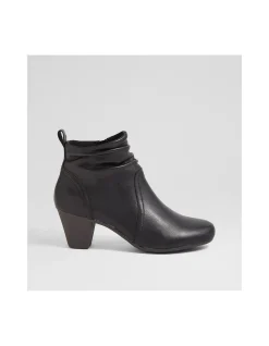 Feliciity Black Leather Ankle Boots