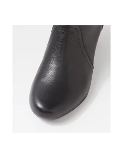 Feliciity Black Leather Ankle Boots