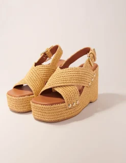 Finiganerafi Sandals