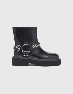 Fivienne Booties