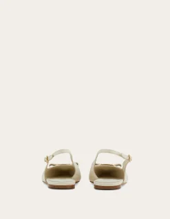 FLAT SLINGBACK WITH VARA BUCKLE