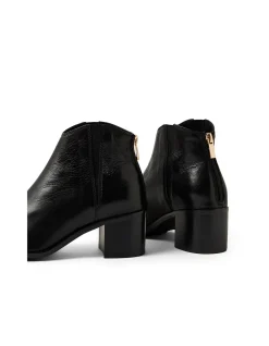 Fondue Pointed Heel Leather Ankle Boots