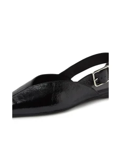Foraya Crinkle Leather Pointed Flats