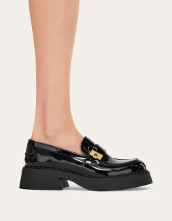 HUG BUCKLE CHUNKY LOAFER