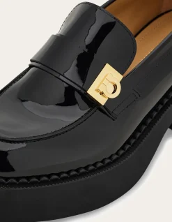 HUG BUCKLE CHUNKY LOAFER