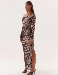 Ivelle Off Shoulder Long Sleeve Maxi Dress