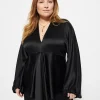 JULIA TOP